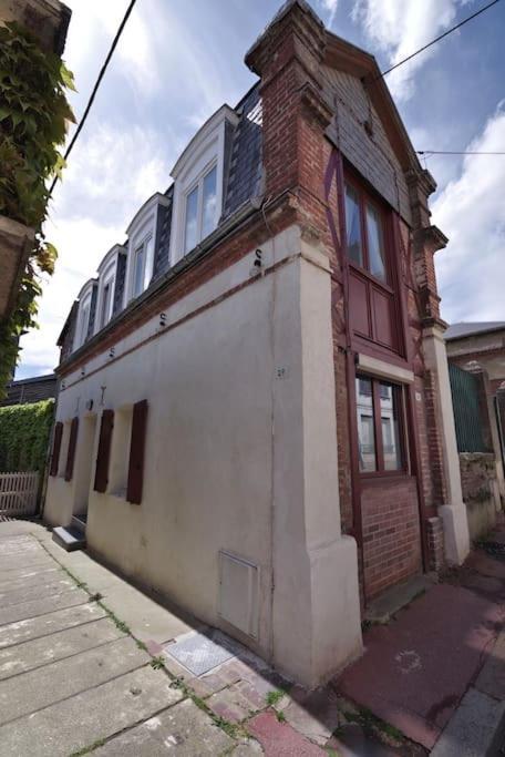 Jolie Cottage Idealement Situee Онфлёр Экстерьер фото